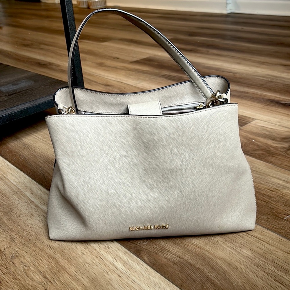 Leather Michael Kors Beige Tote